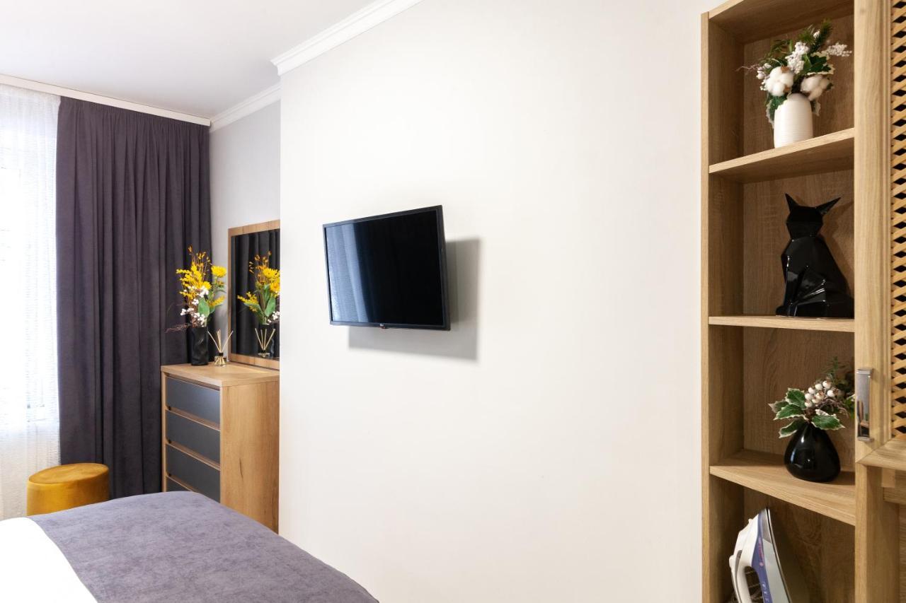 Alfa Apartments Kniazia Leva 2 Lviv Eksteriør bilde